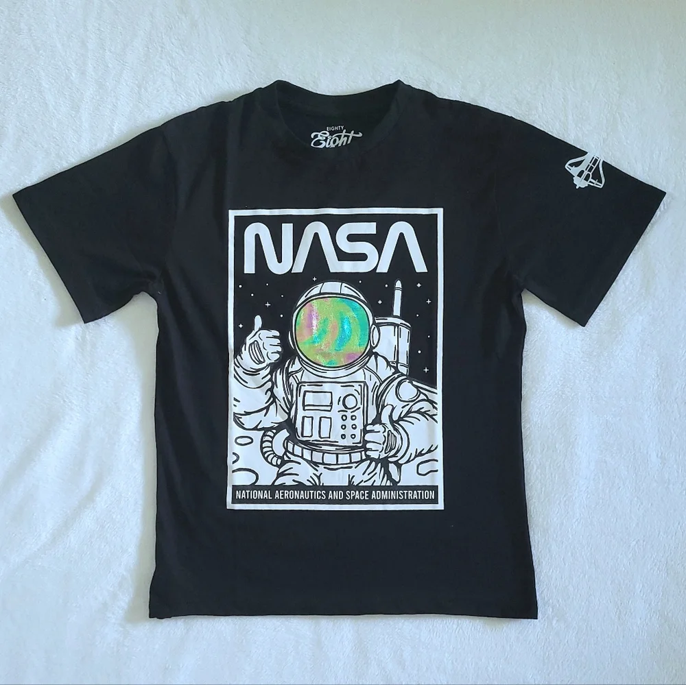 ✨️HP✨️ Eighty Eight Brand NASA🚀 Graphic Tee👕 - NWOT
